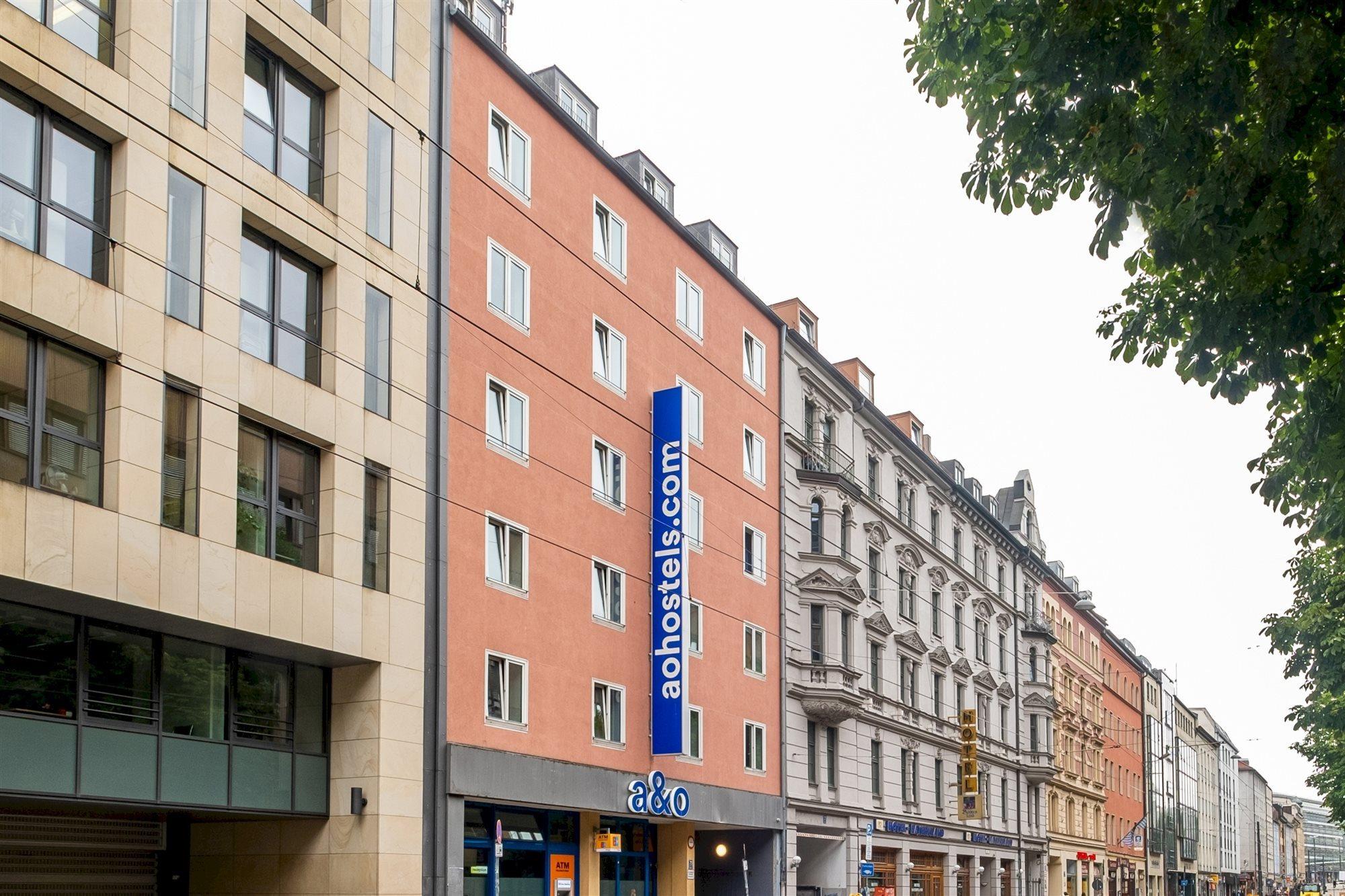 Hotel a&o München Hauptbahnhof Exterior foto